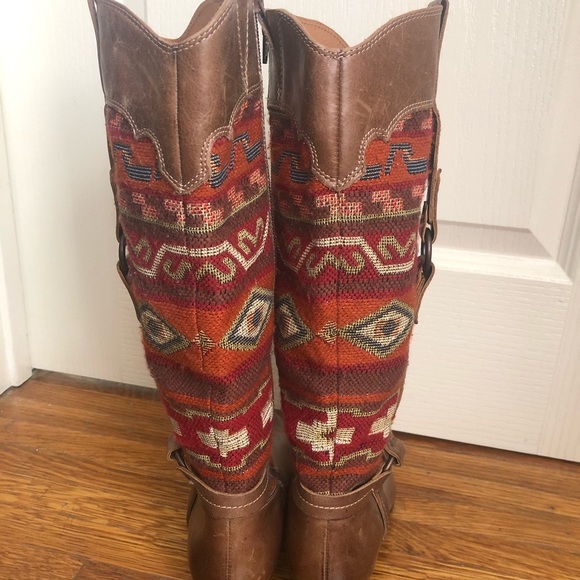 Southern boots embroidered on sides - Picture 3 of 3